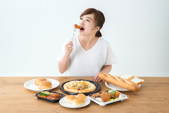 食べても食べてもお腹が空く 産後に食欲が止まらないのはなぜ 対策法もご紹介 保険 証券 マニュライフ ファイナンシャル アドバイザーズ 株